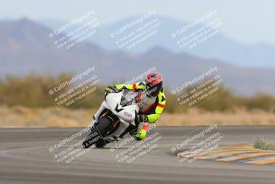 media/Jan-15-2023-SoCal Trackdays (Sun) [[c1237a034a]]/Turn 15 (1pm)/